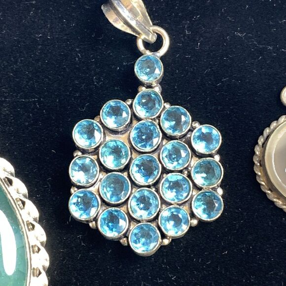 Lot of 31 Mixed Gemstone & Statement Pendants Boho Artisan Some 925 & Vintage - Picture 14 of 16